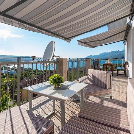 Awesome apartment in Rovanjska with 4 Bedrooms&WiFi Buitenkant foto